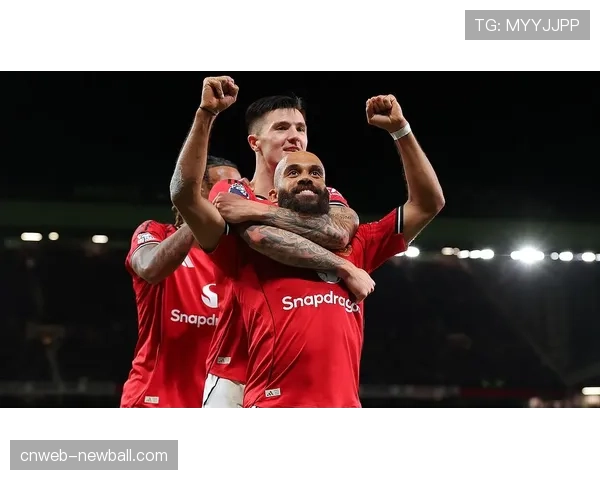 赛前动态:水晶宫主帅格拉斯纳确认,奥利塞与埃泽均可出战对阵曼联的关键战 赛前动态:水晶宫主帅格拉斯纳确认,奥利塞与埃泽均可出战对阵曼联的关键战